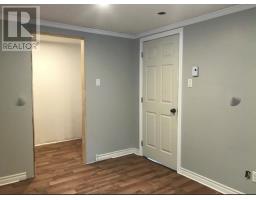 84 Windsor Drive thumbnail 17
