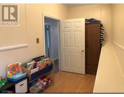 84 Windsor Drive thumbnail 7