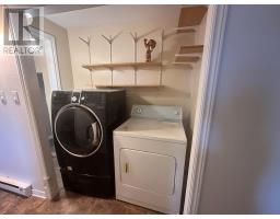 84 Windsor Drive thumbnail 8