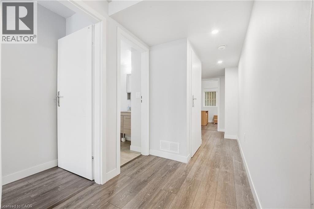338 Albert Street — photo 24