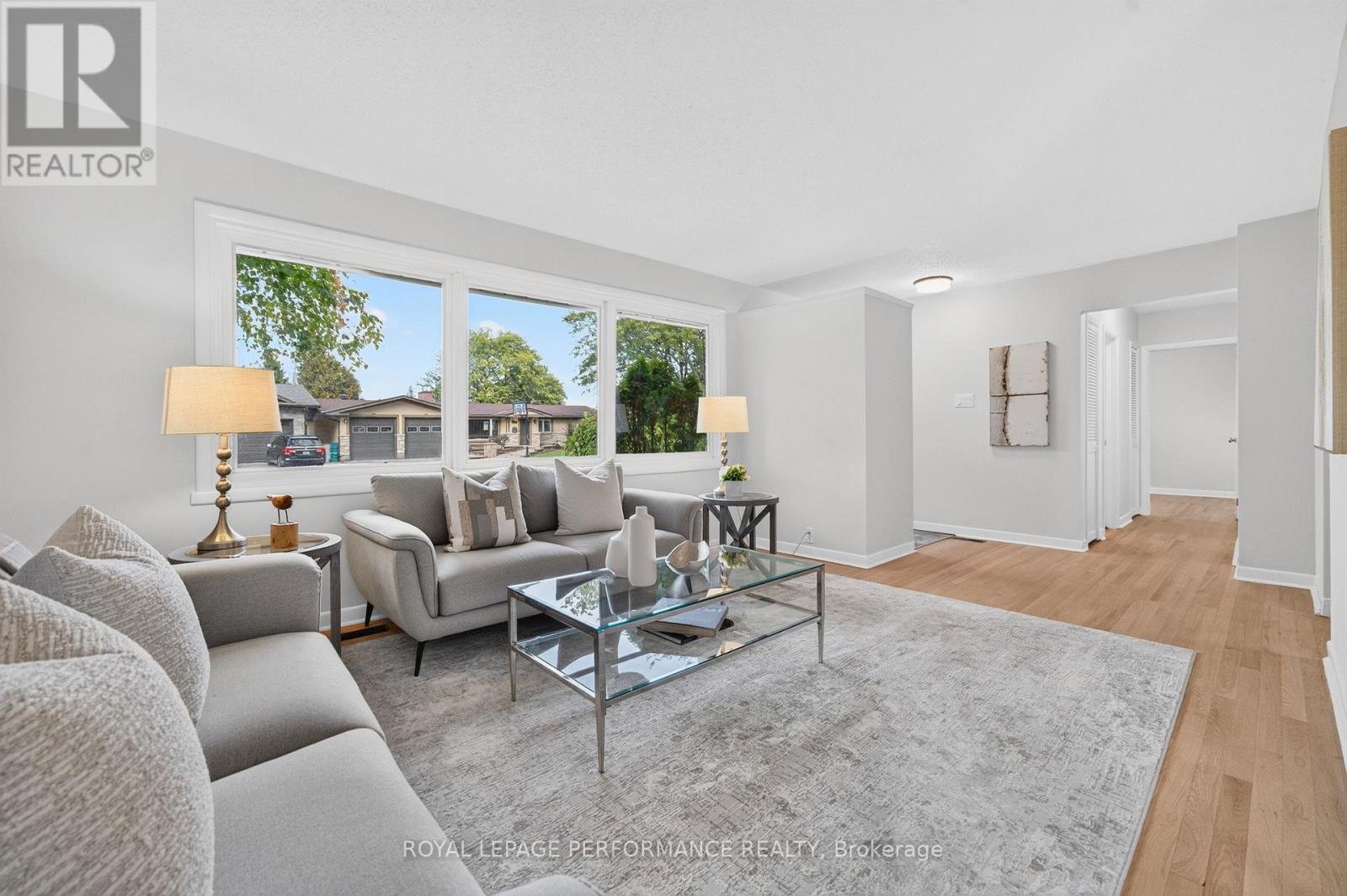 21 Millbrook Crescent