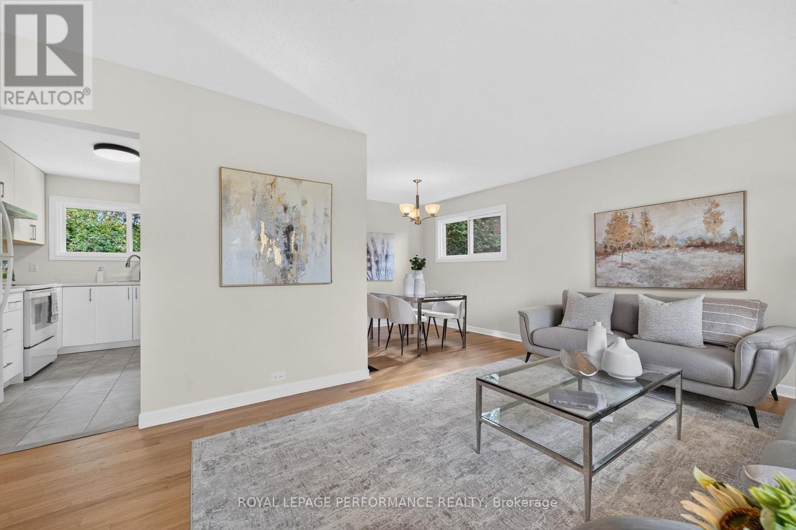 21 Millbrook Crescent