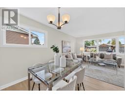 21 Millbrook Crescent, Ottawa, ON K2E5B6 Photo 13