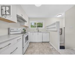21 Millbrook Crescent, Ottawa, ON K2E5B6 Photo 17