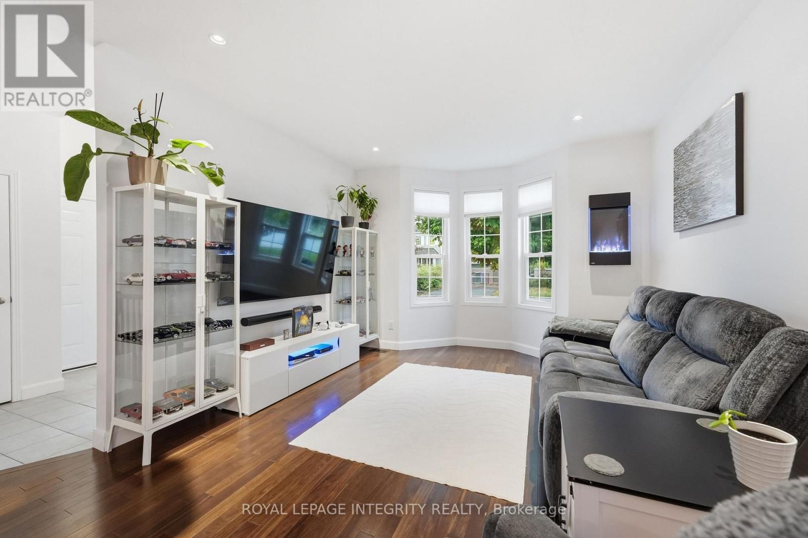 443 LANDSWOOD WAY - 13