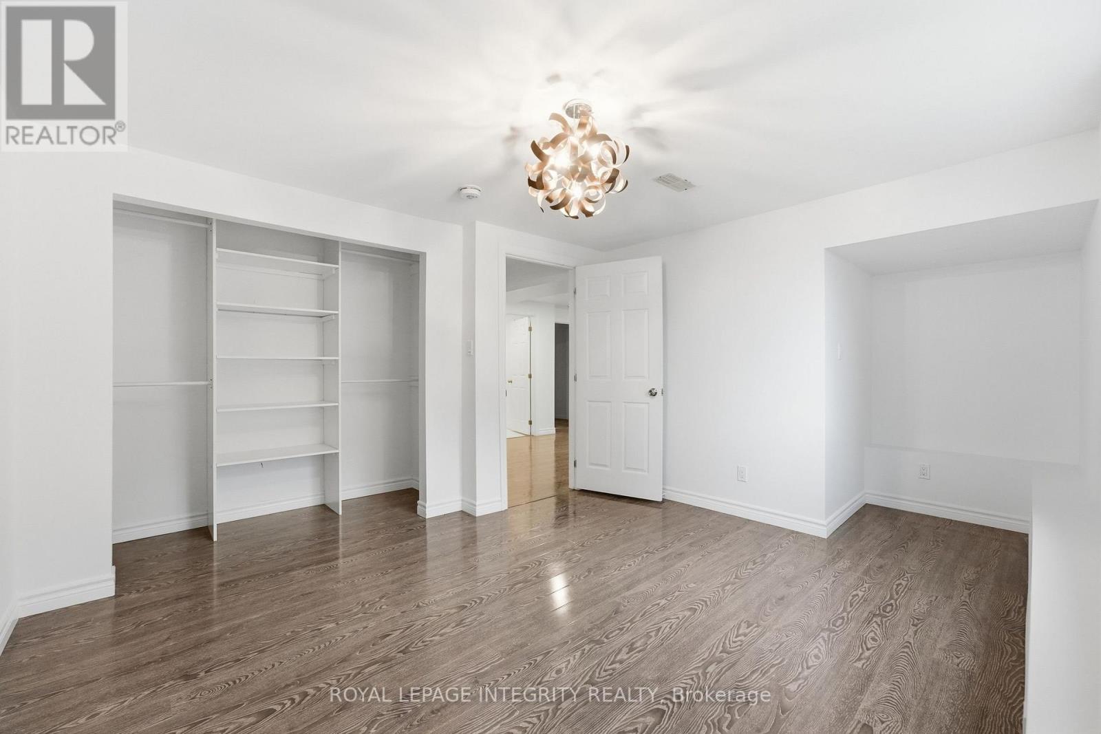 443 LANDSWOOD WAY - 27