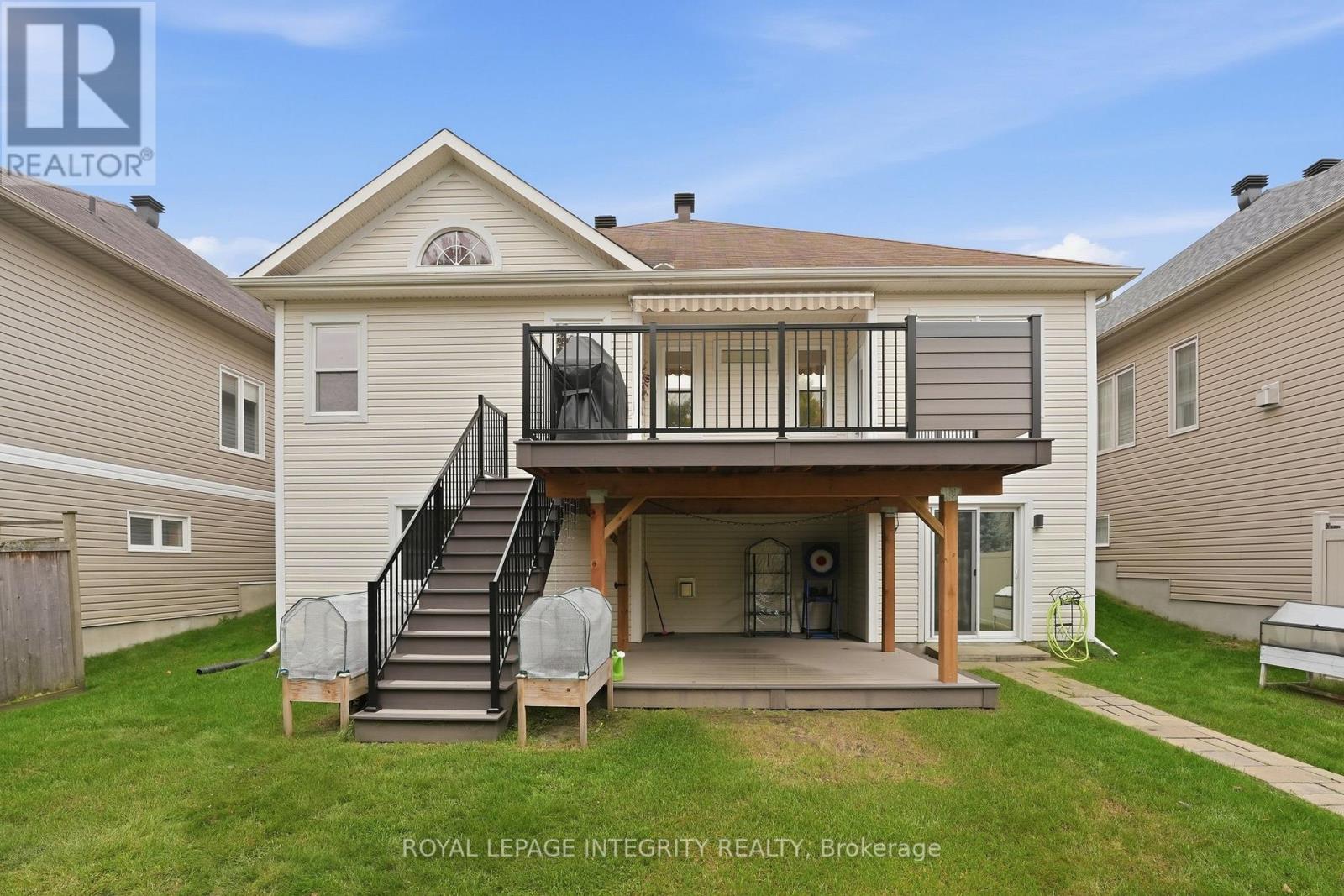 443 LANDSWOOD WAY - 37