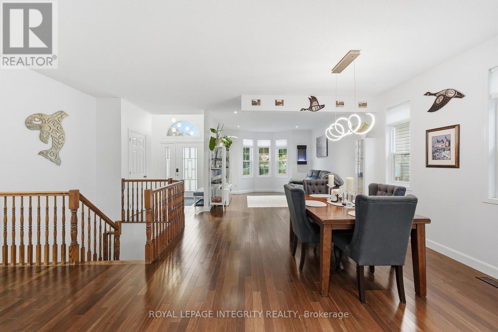443 LANDSWOOD WAY - 5