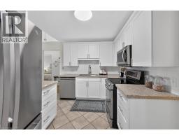Eat in kitchen - 4108 Loganberry Court Unit# 4, Vineland, ON L0R2C0 Photo 14