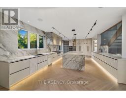 72 Lord Seaton Road, Toronto, ON M2P1K5 Photo 13
