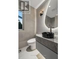 72 Lord Seaton Road, Toronto, ON M2P1K5 Photo 31