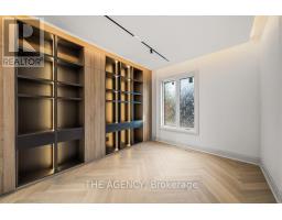 Kitchen - 72 Lord Seaton Road, Toronto, ON M2P1K5 Photo 8
