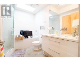 Ph3a - 214 Bathurst Street, Toronto, ON M5T2R9 Photo 18