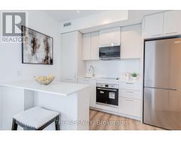 2403 - 10 Oak Street, Toronto, ON M5A0Z1 Photo 13