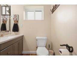 16 Robinson Drive, Okotoks, AB T1S1C4 Photo 41