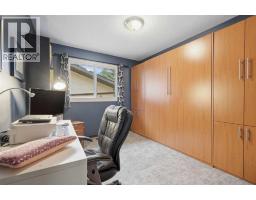 16 Robinson Drive, Okotoks, AB T1S1C4 Photo 23