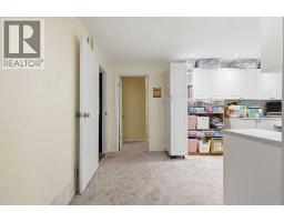 16 Robinson Drive, Okotoks, AB T1S1C4 Photo 32