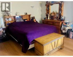 Primary Bedroom - 802 Railway Avenue, Duhamel, AB T0B3L0 Photo 10