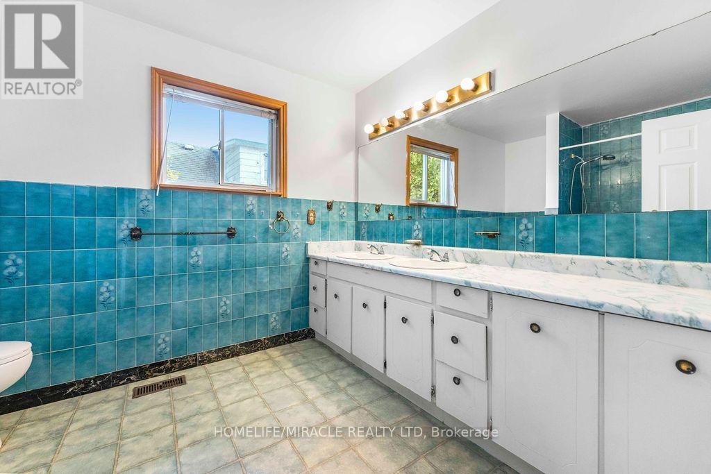 2033 Simcoe Street North, Oshawa, ON photo 22