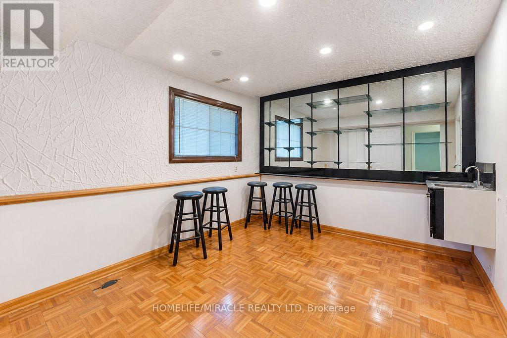 2033 Simcoe Street North, Oshawa, ON photo 29