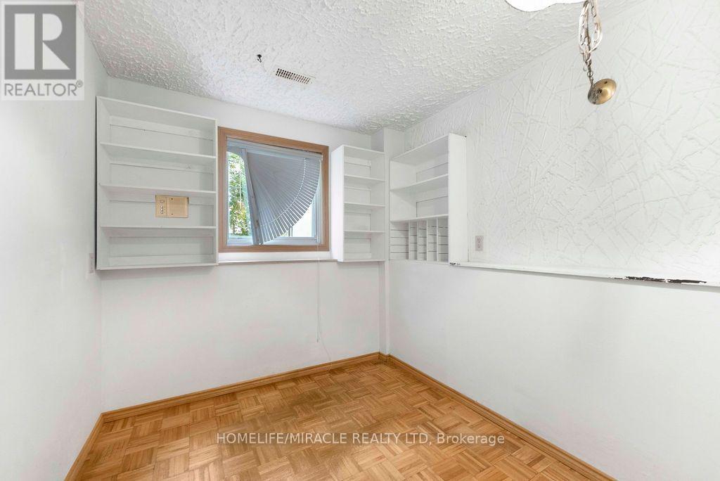 2033 Simcoe Street North, Oshawa, ON photo 33