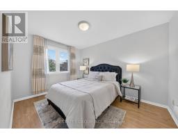 95 Tineta Crescent, Toronto, ON M1S2Y5 Photo 12