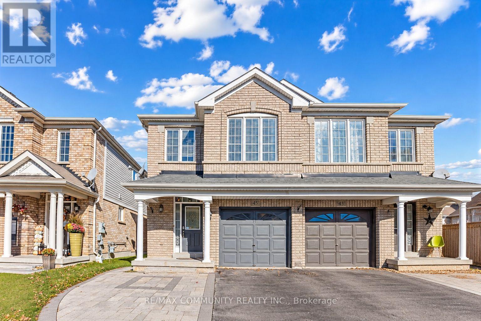 45 Tozer Crescent, Ajax, ON