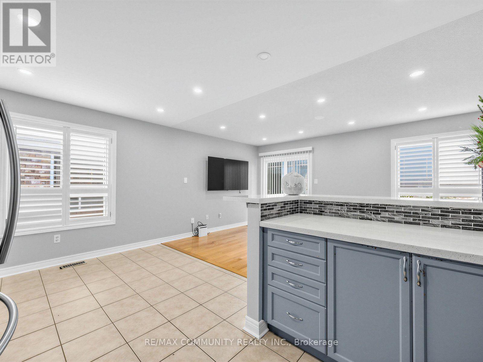 45 Tozer Crescent, Ajax, ON photo 15