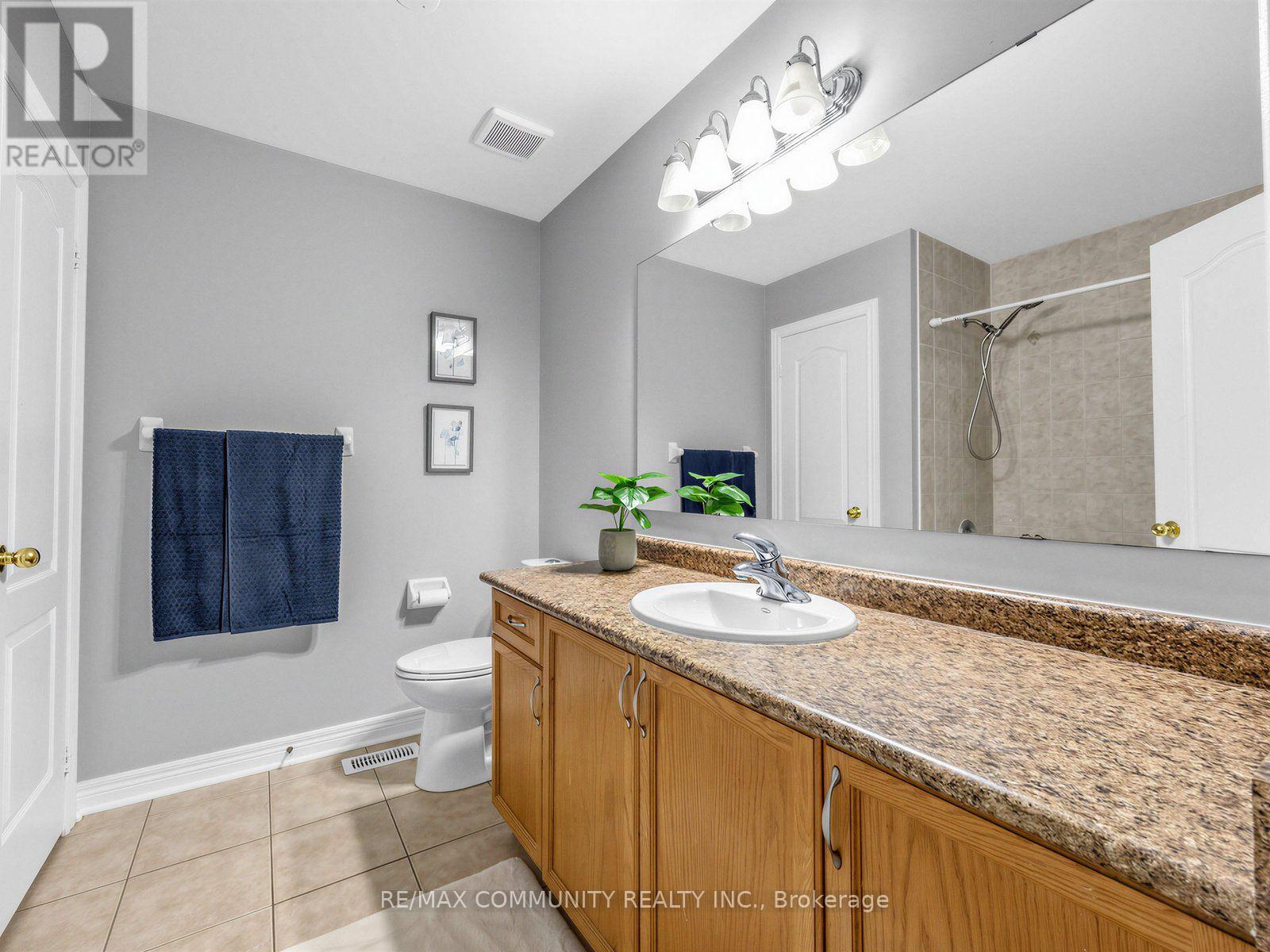 45 Tozer Crescent, Ajax, ON photo 22