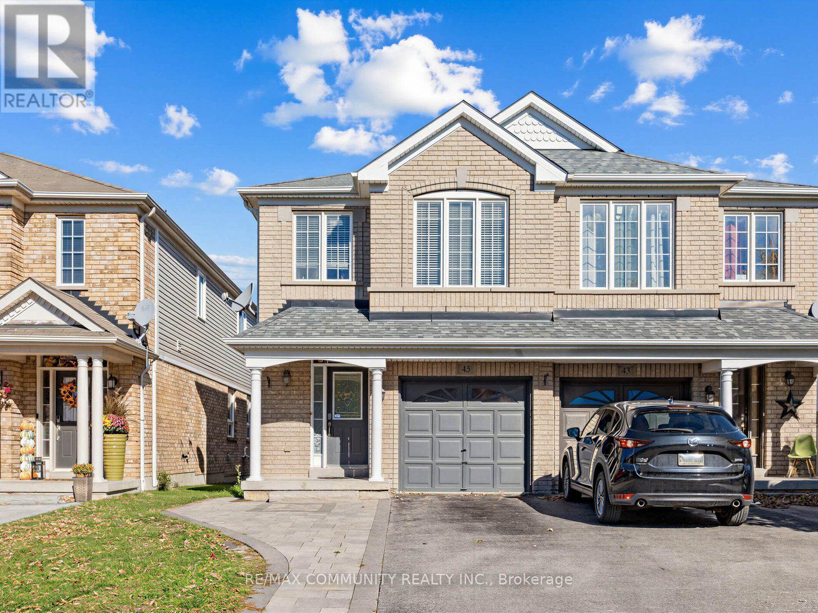 45 Tozer Crescent, Ajax, ON photo 5
