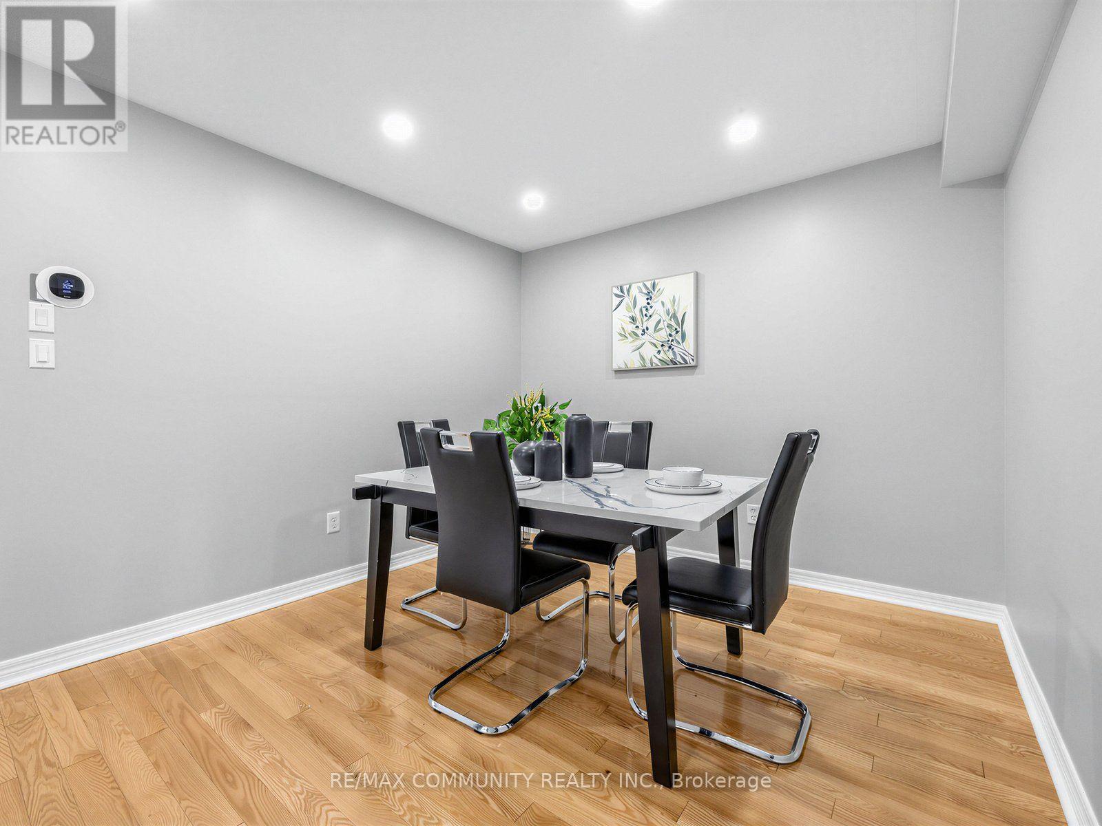 45 Tozer Crescent, Ajax, ON photo 8