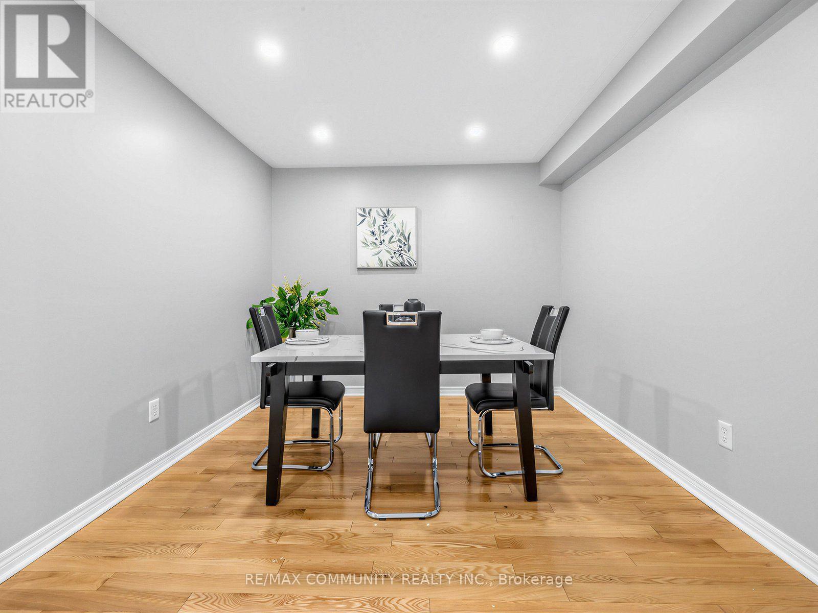 45 Tozer Crescent, Ajax, ON photo 9