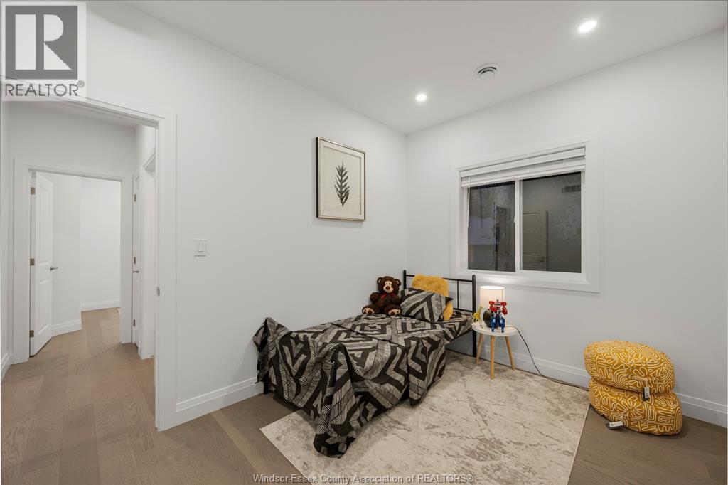 665 ALEXANDRINE STREET - 13