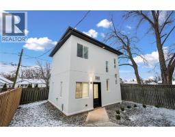 665 Alexandrine Street, Windsor, ON N8X3C1 Photo 32
