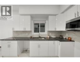 665 Alexandrine Street, Windsor, ON N8X3C1 Photo 35