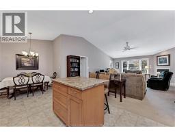 Family room/Fireplace - 2207 Katella, Windsor, ON N8P0A4 Photo 8