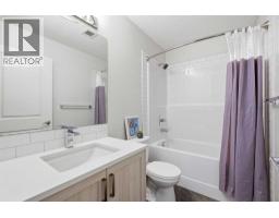 1101, 33 Carringham Gate Nw, Calgary, AB T3P2H6 Photo 8