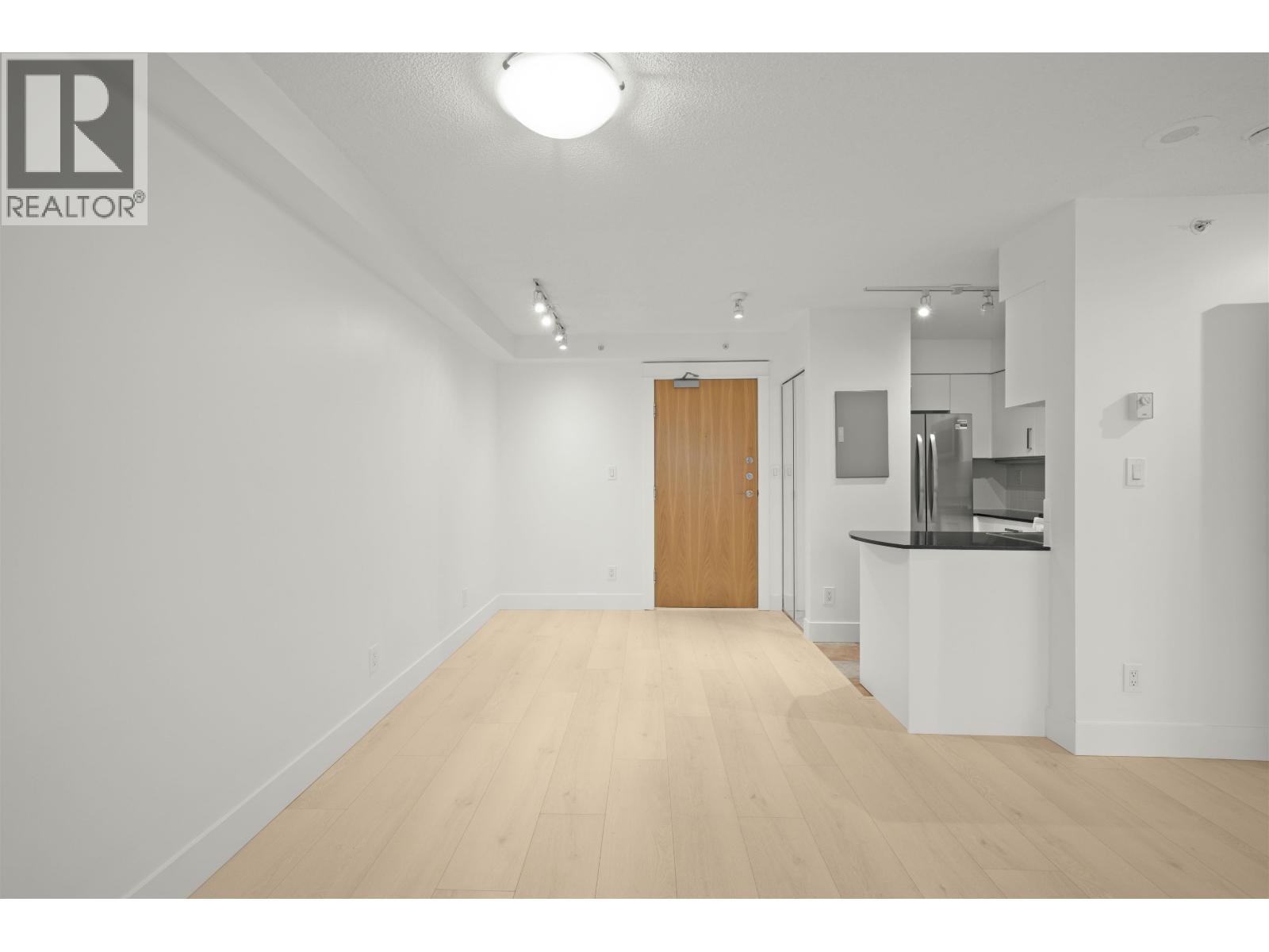 Photo of 2501 63 KEEFER PLACE 17