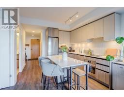 217 - 8 Beverley Glen Boulevard, Vaughan, ON L4J0L5 Photo 10