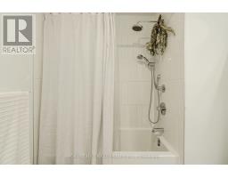 217 - 8 Beverley Glen Boulevard, Vaughan, ON L4J0L5 Photo 27