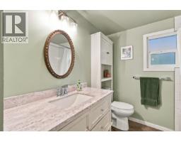 5734 Pebble Crescent, Sechelt, BC V0N3A0 Photo 29