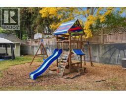 5734 Pebble Crescent, Sechelt, BC V0N3A0 Photo 36