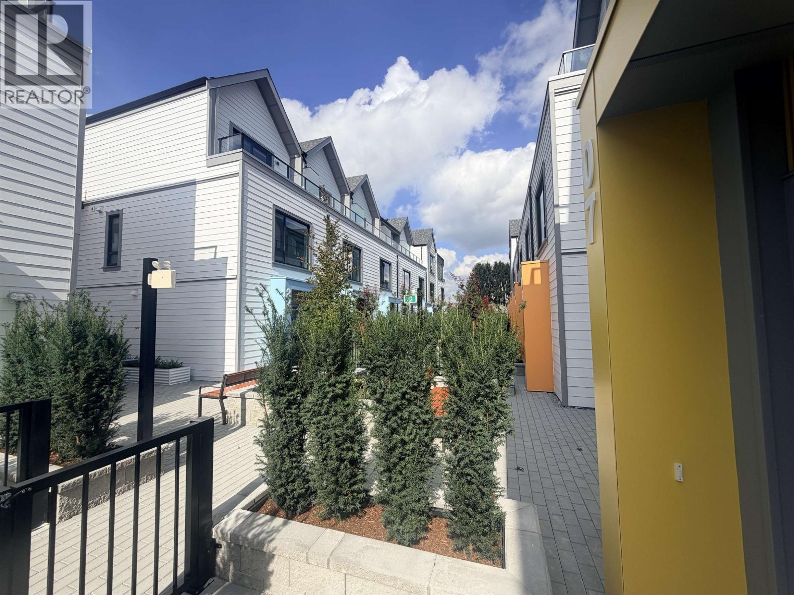 8899 SPIRES ROAD, Richmond