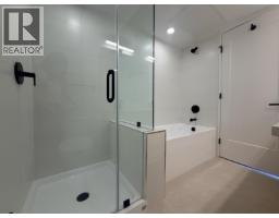 8899 Spires Road, Richmond, BC V6Y1X1 Photo 11