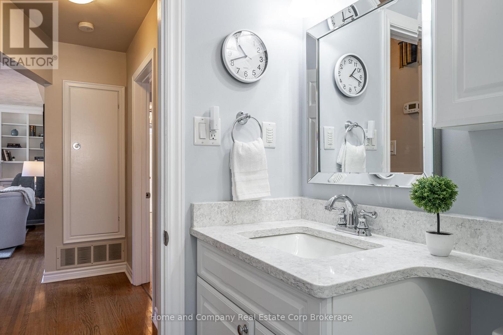 148 STRACHAN STREET - Image 14