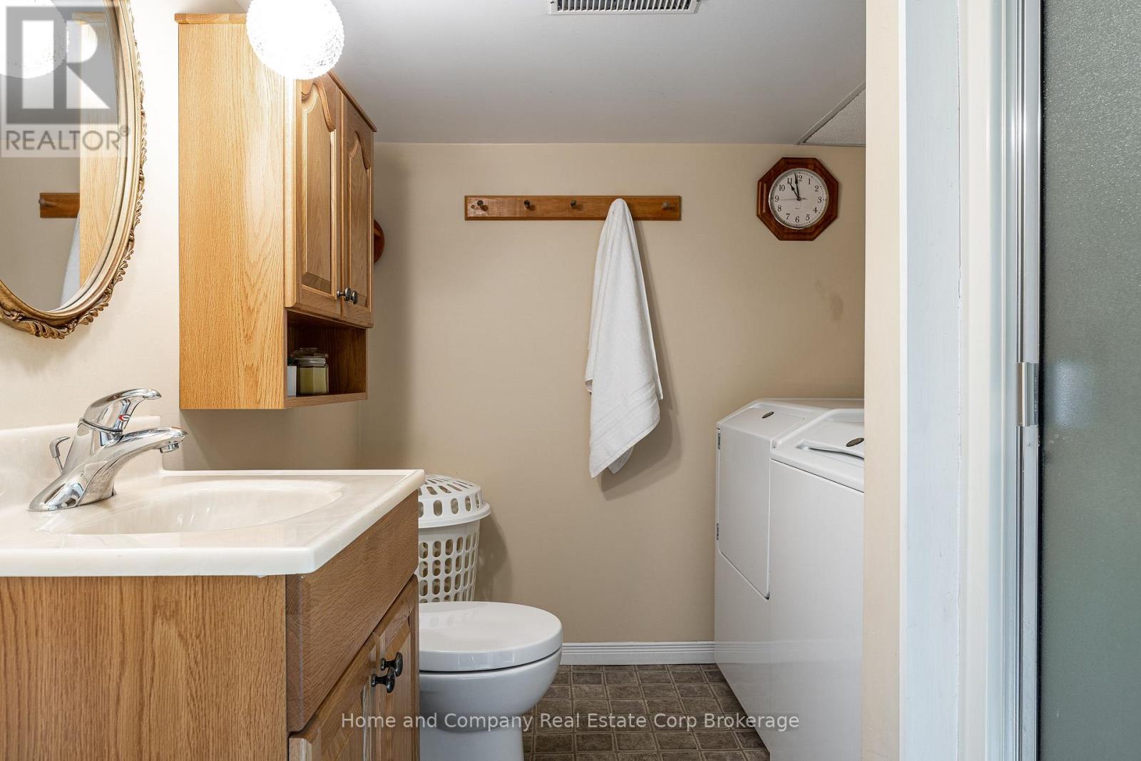 148 STRACHAN STREET - Image 29