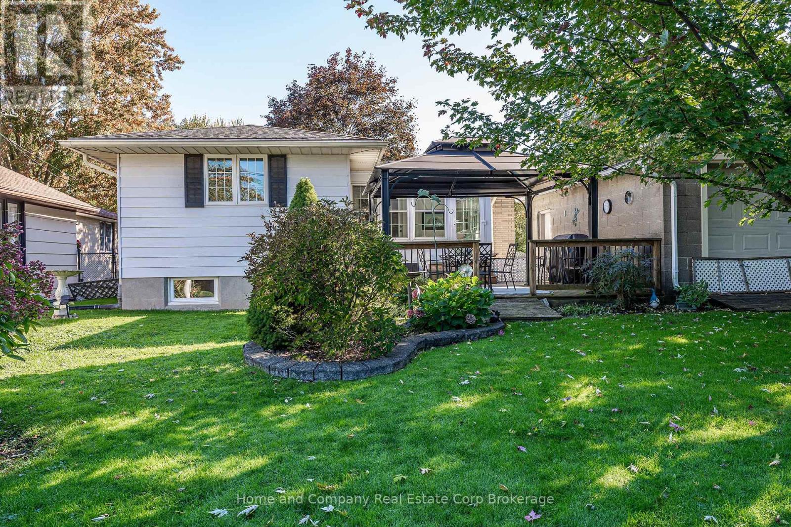 148 STRACHAN STREET - Image 36