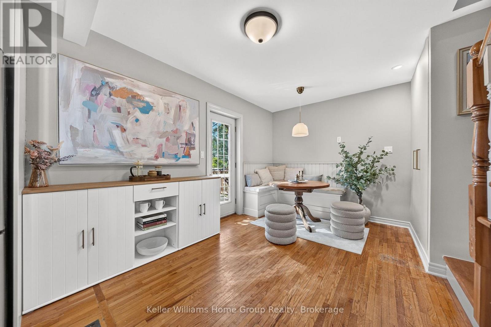 130 YORKSHIRE STREET N - Image 22