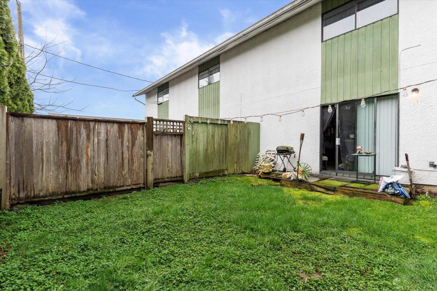 Photo of 2 9342 HAZEL STREET, Chilliwack Proper East 23
