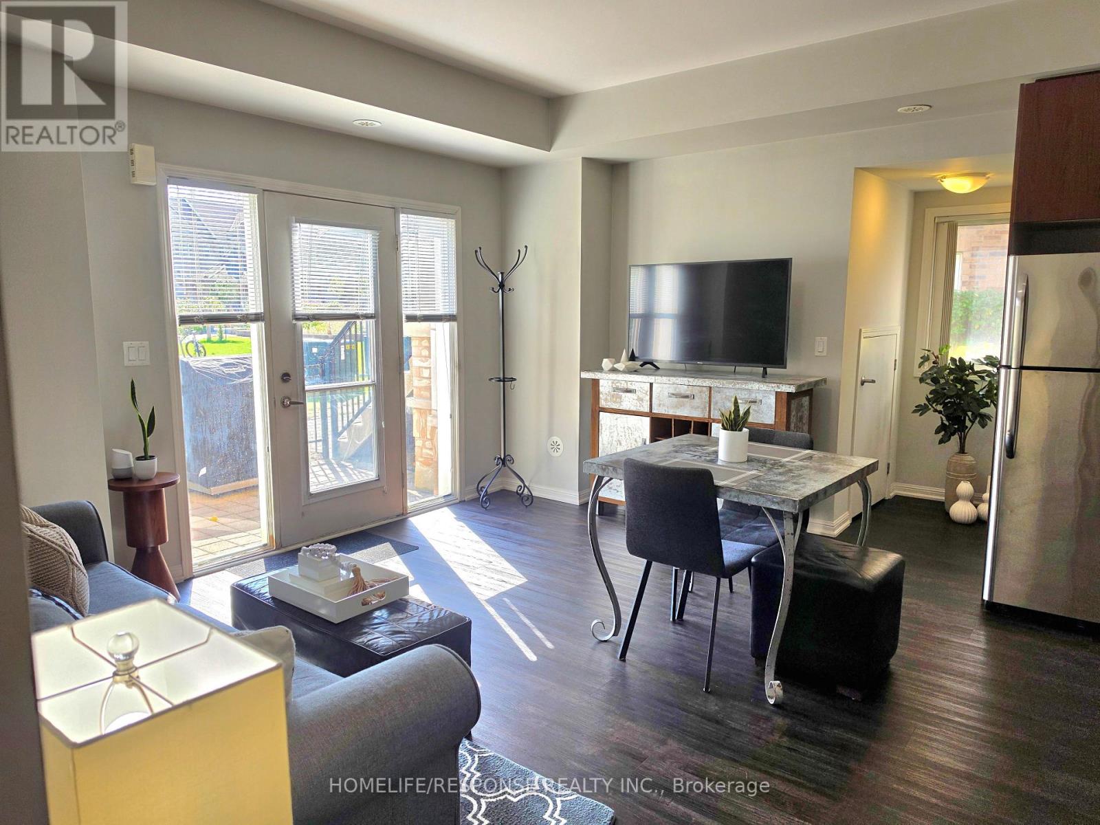 #5 3175 BOXFORD CRESCENT - 11